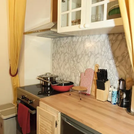 Grandma's Apartament *